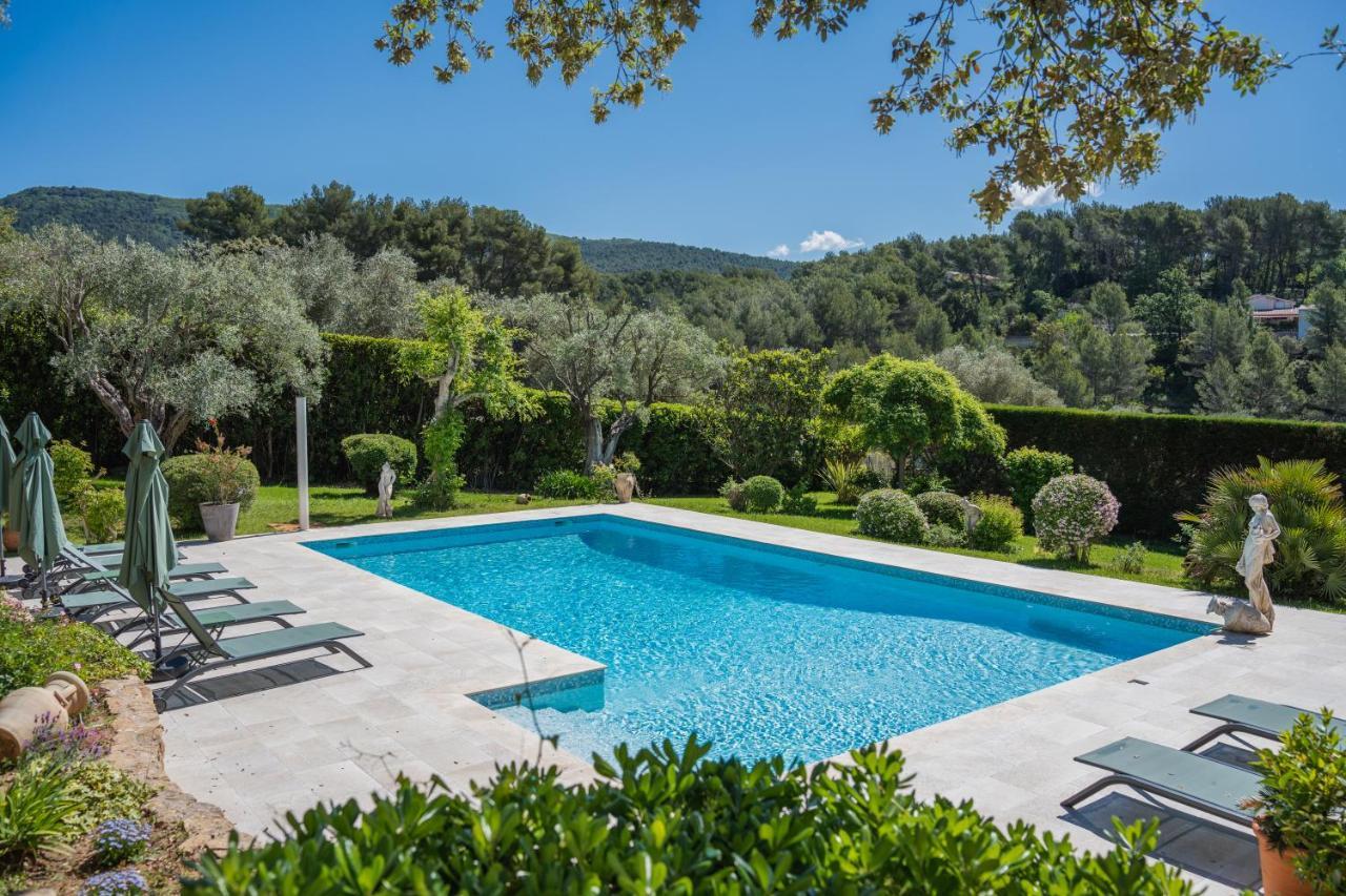 Le Clos Serein Le Beausset Exterior foto